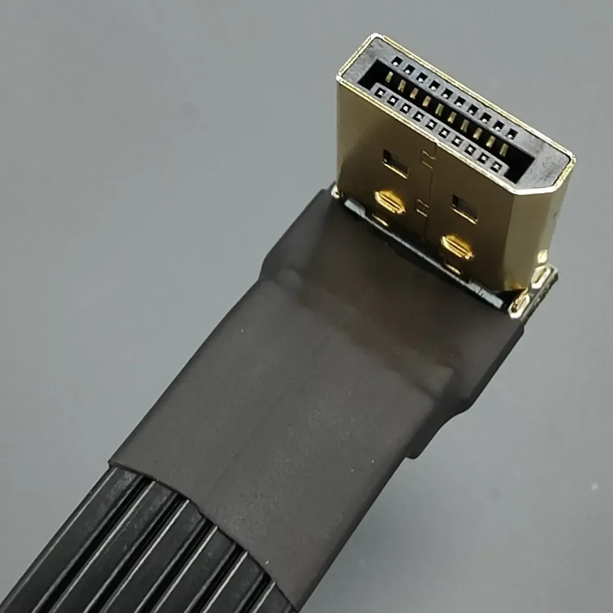 Kabel Ribbon DisplayPort 1.4 1 – Ribbon Microphone recenzja i cena